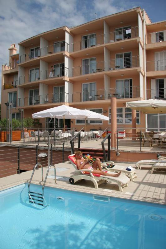 Hotel Tamaris Novi Vinodolski Luaran gambar